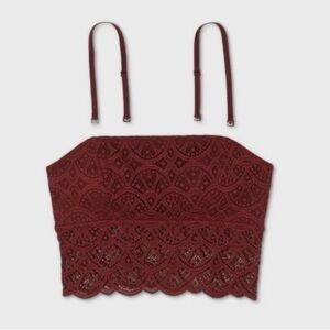 LAST CHANCE‼️ Burgundy lace bandeau with removable straps